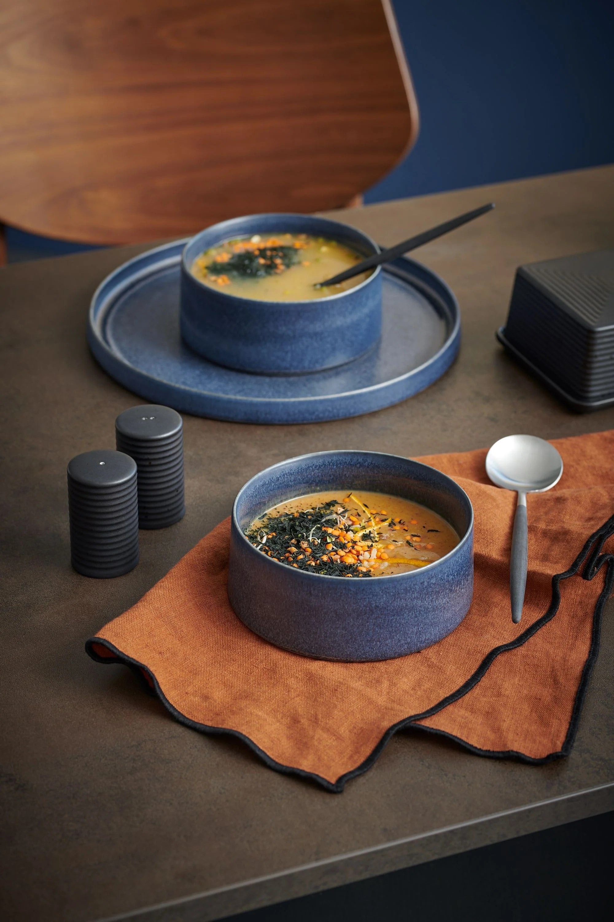Carbon Dinner Plate