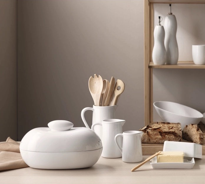 Grande Porcelain Jug