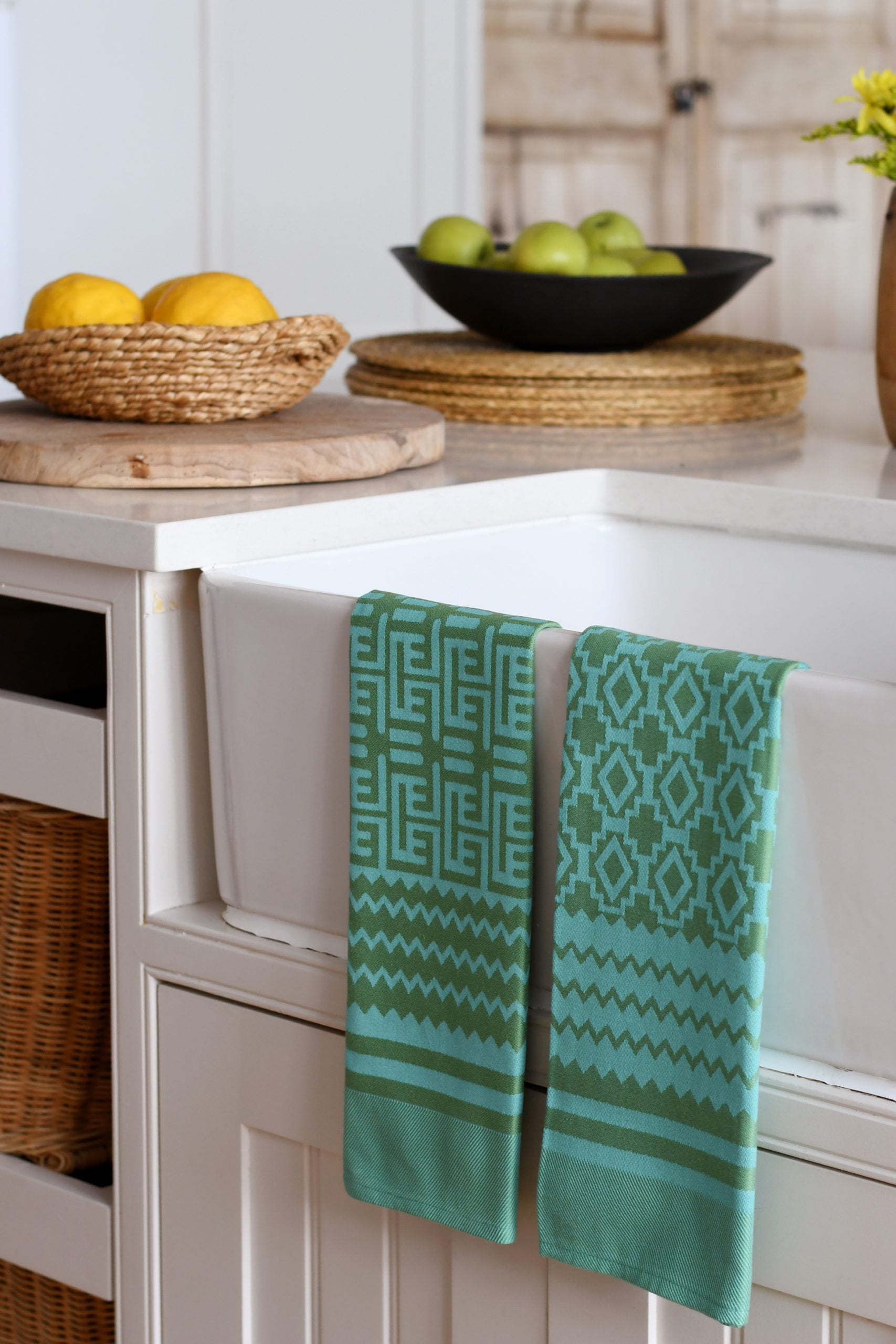 Penta Tea Towel - Geometric Lime