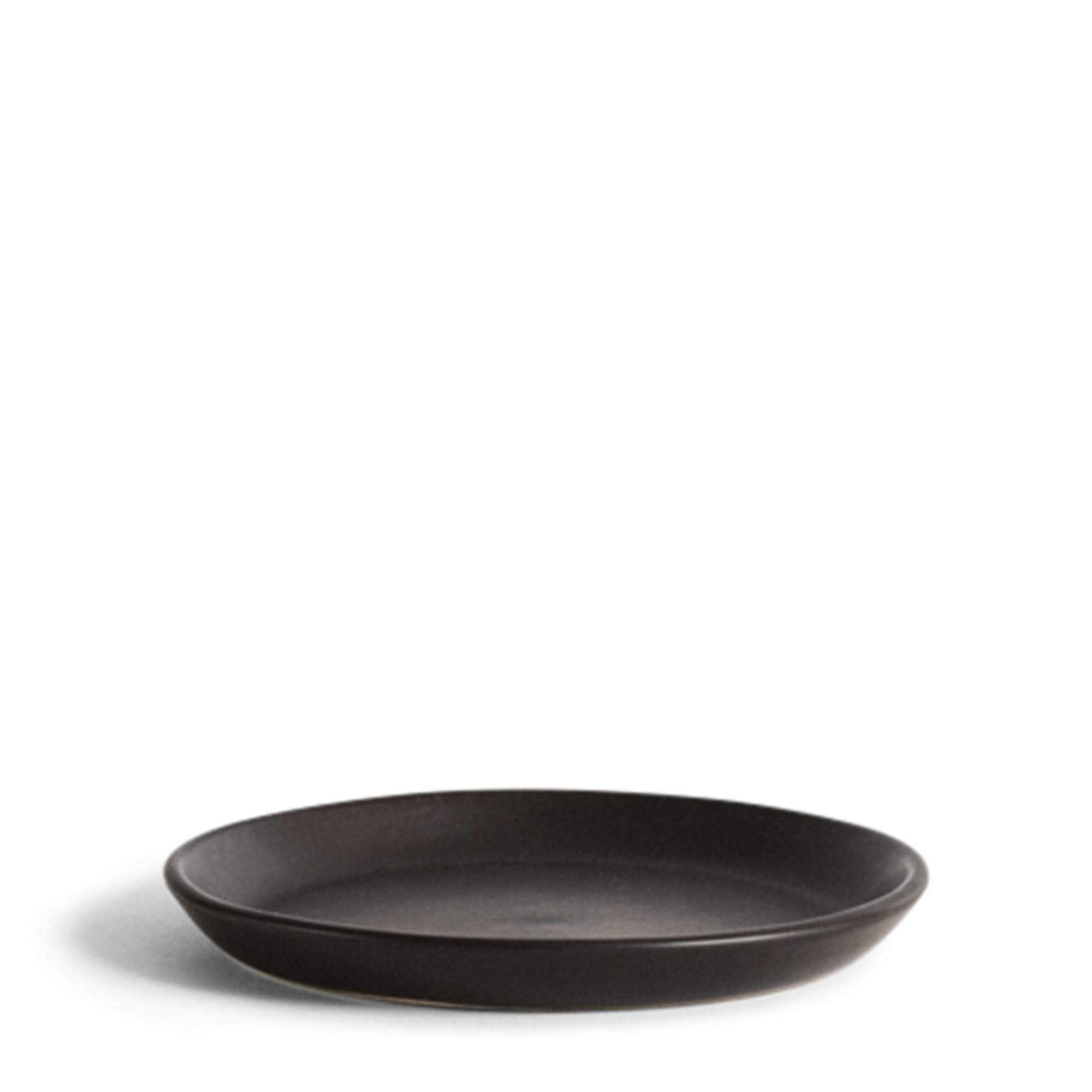 Black stoneware flat dessert plate, perfect for serving desserts or small treats. Sleek design, ideal for both everyday use and special occasions.