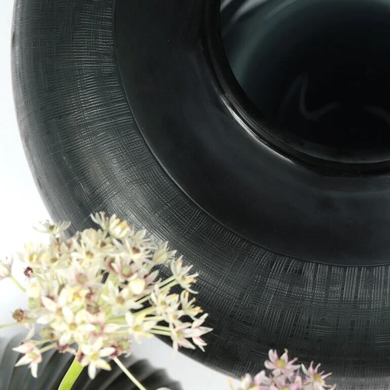 Pinara Vase - Round Dark Indigo