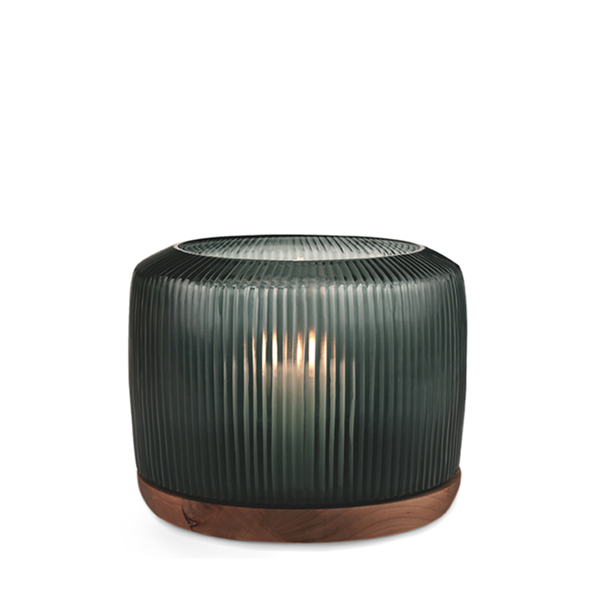 This elegant San Francisco Hurricane, made of pleated glass and organic walnut wood, captures attention with its rounded shape and expressive texture, bringing indigo hues into any indoor and outdoor space.