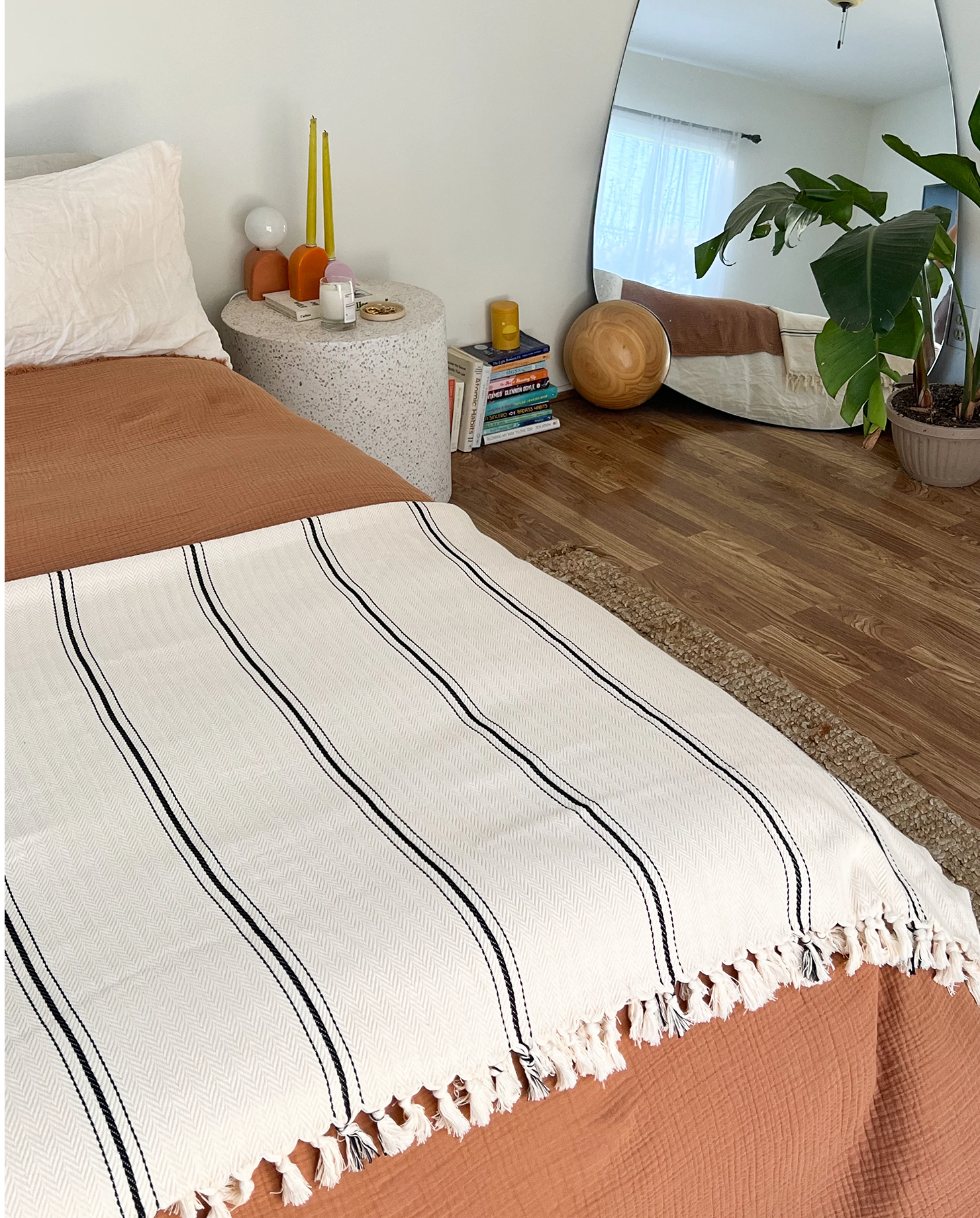 Monte Viso Bedspread