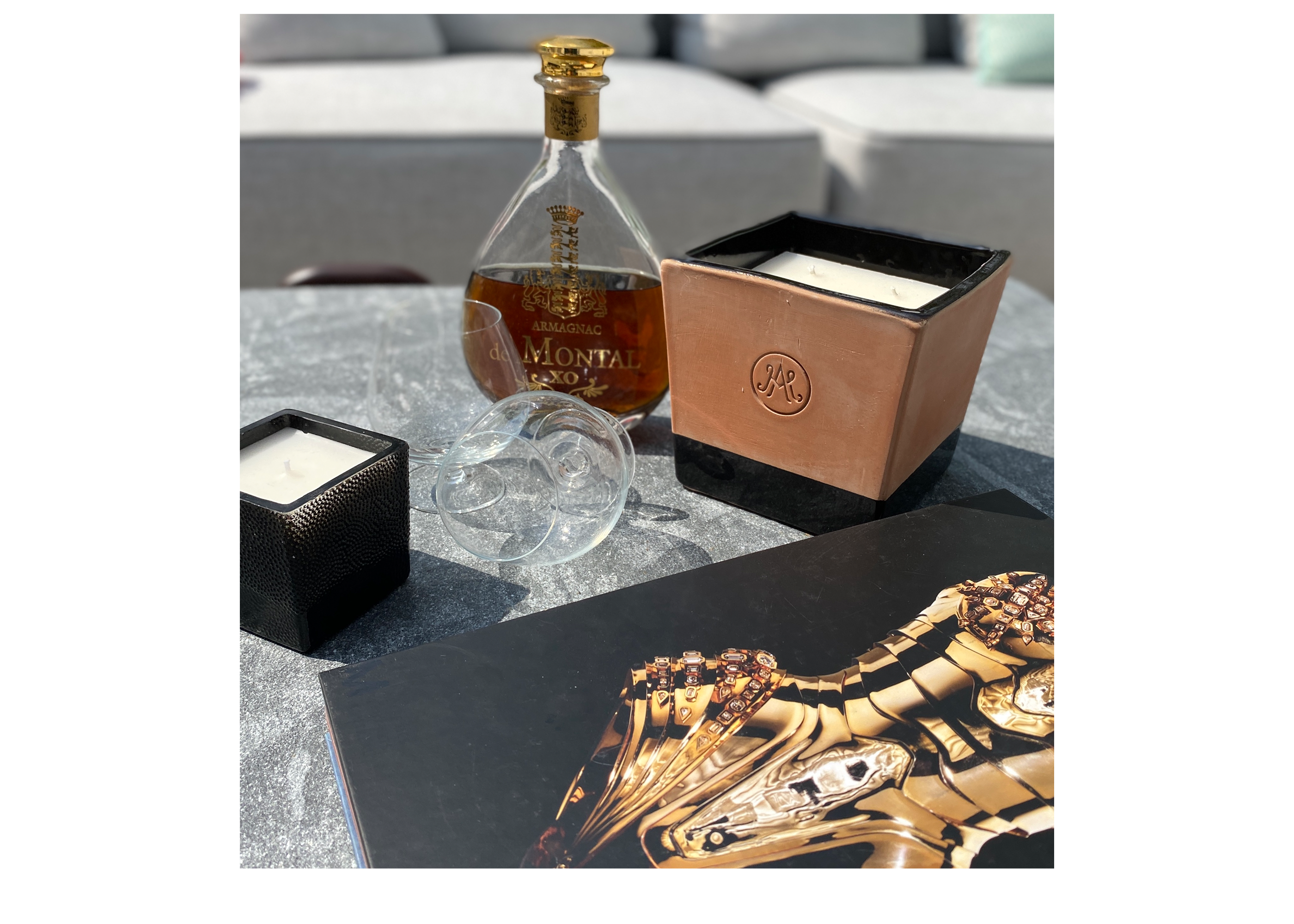 Terracotta Outdoor Candle - Lys Magicus Black (IX)