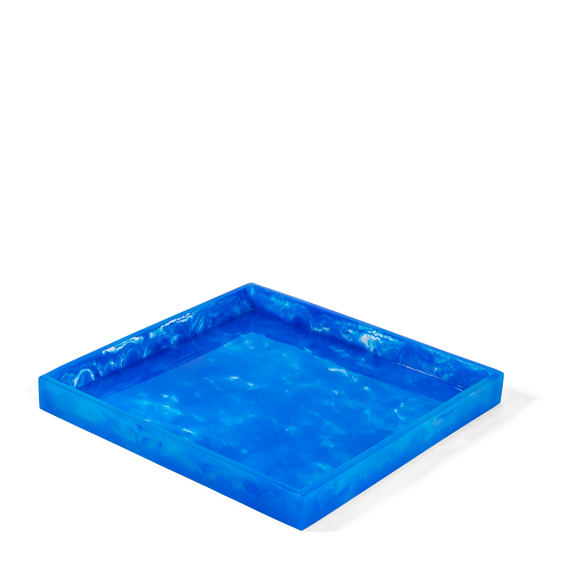 This vibrant blue square tray features a marbled pattern that combines rich, swirling hues of blue and white, creating an eye-catching effect. The tray’s high-gloss finish enhances the depth of its design with raised edges.