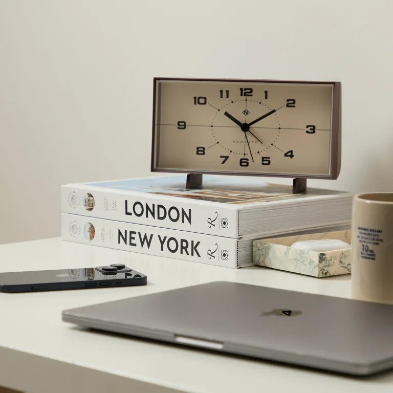 Extraordinary Guide: London