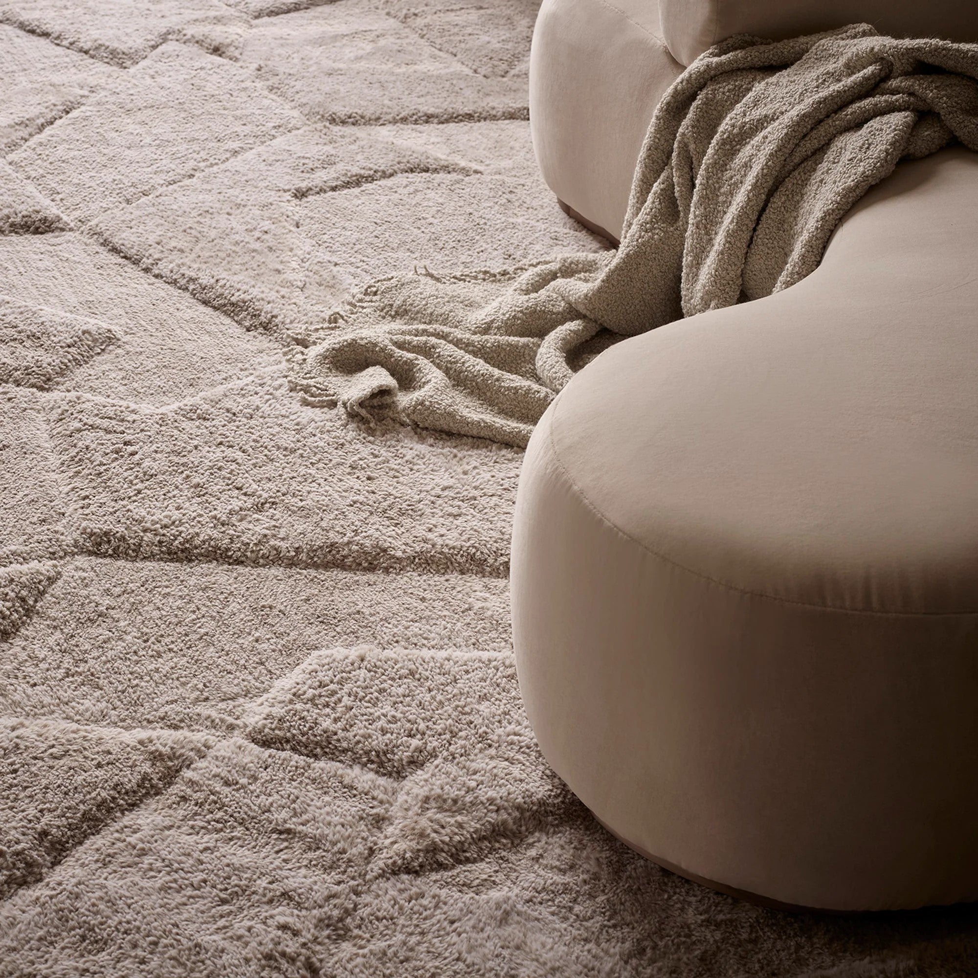 Pebble Boucle Alabaster Throw