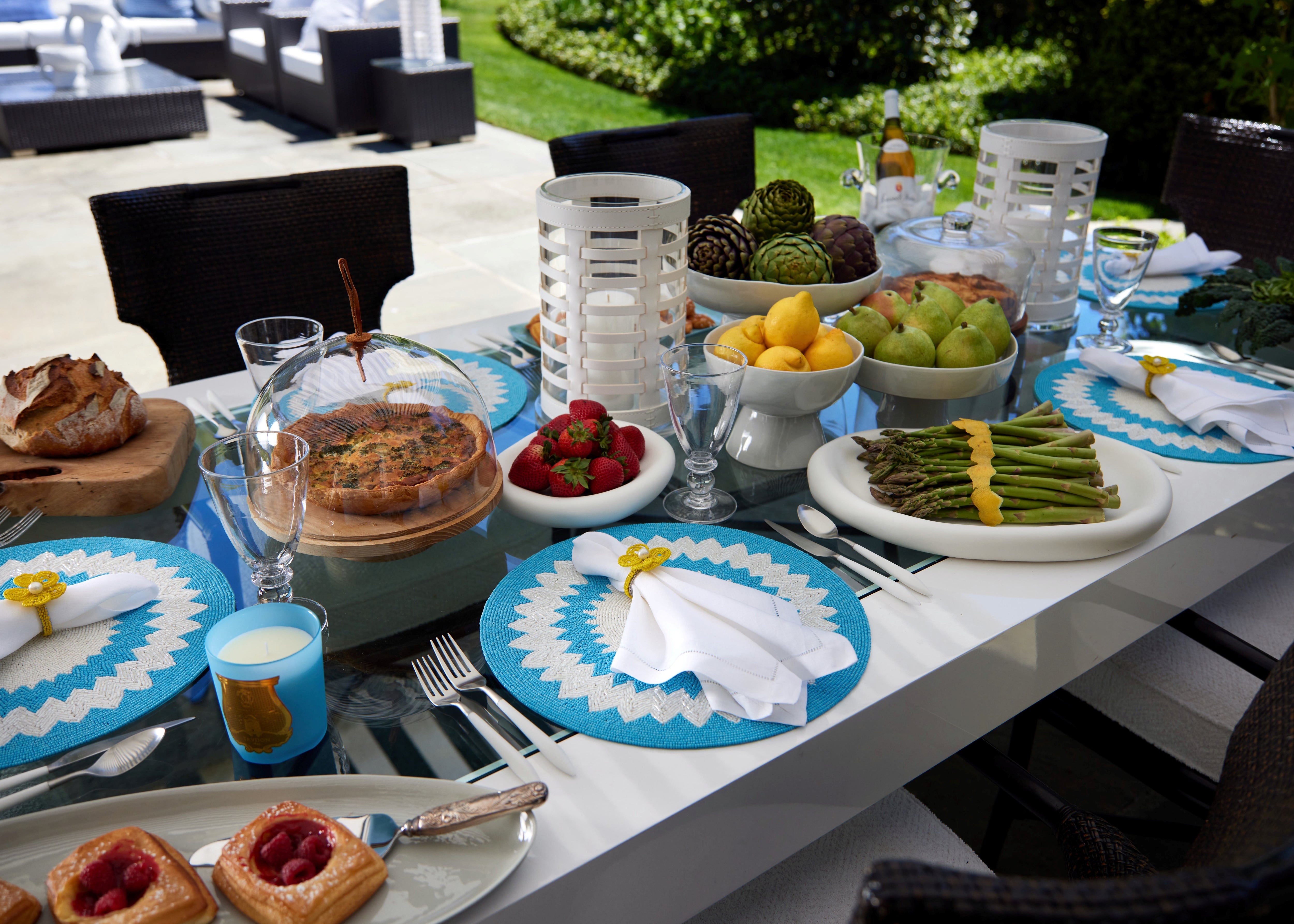 Capri Placemat - Blue + White