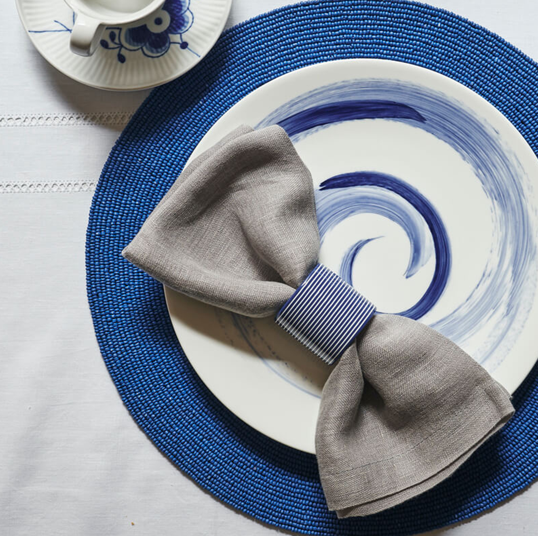 Lacquer Napkin Ring - Navy + White