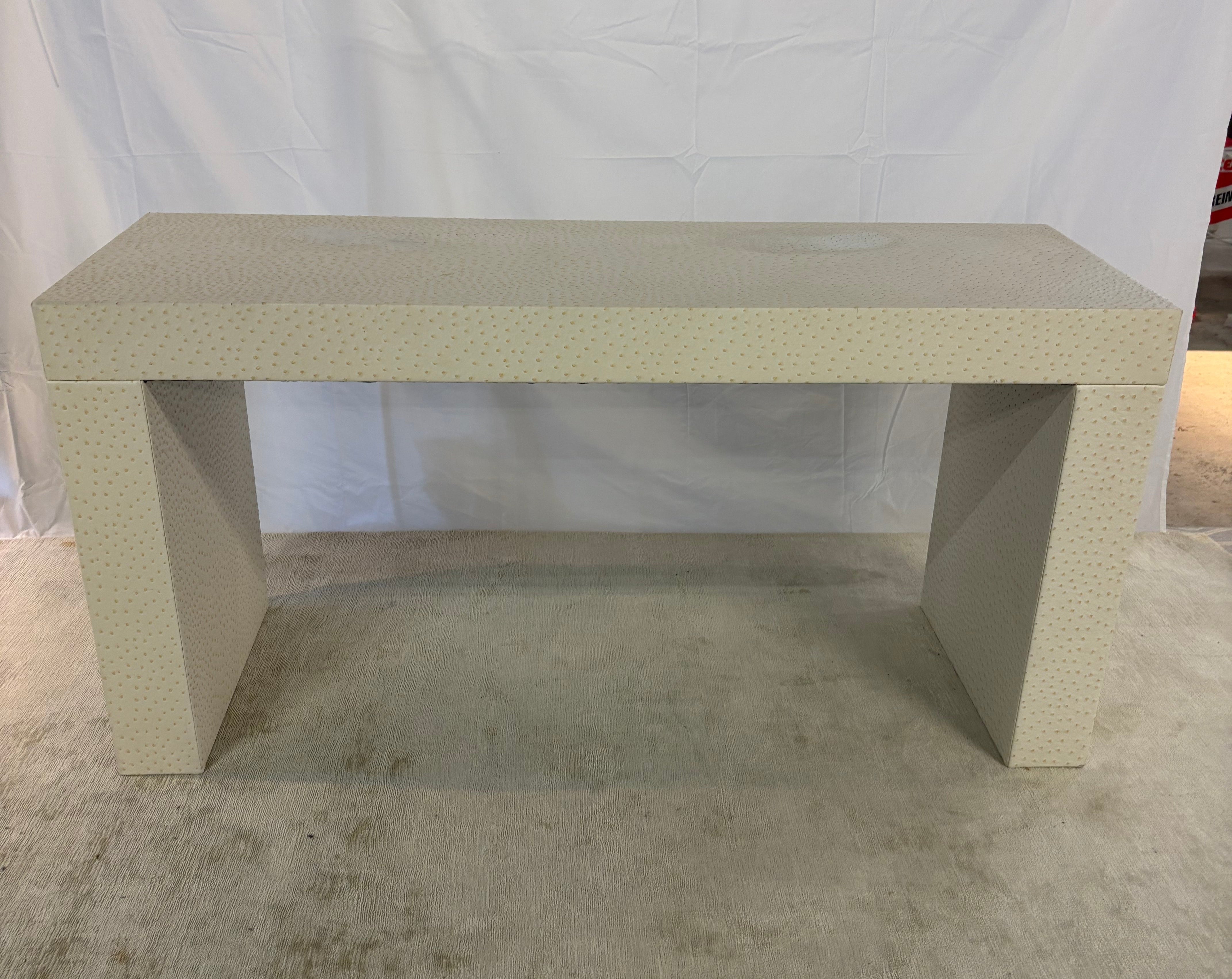 Square Feathers Lou Console Table Off White