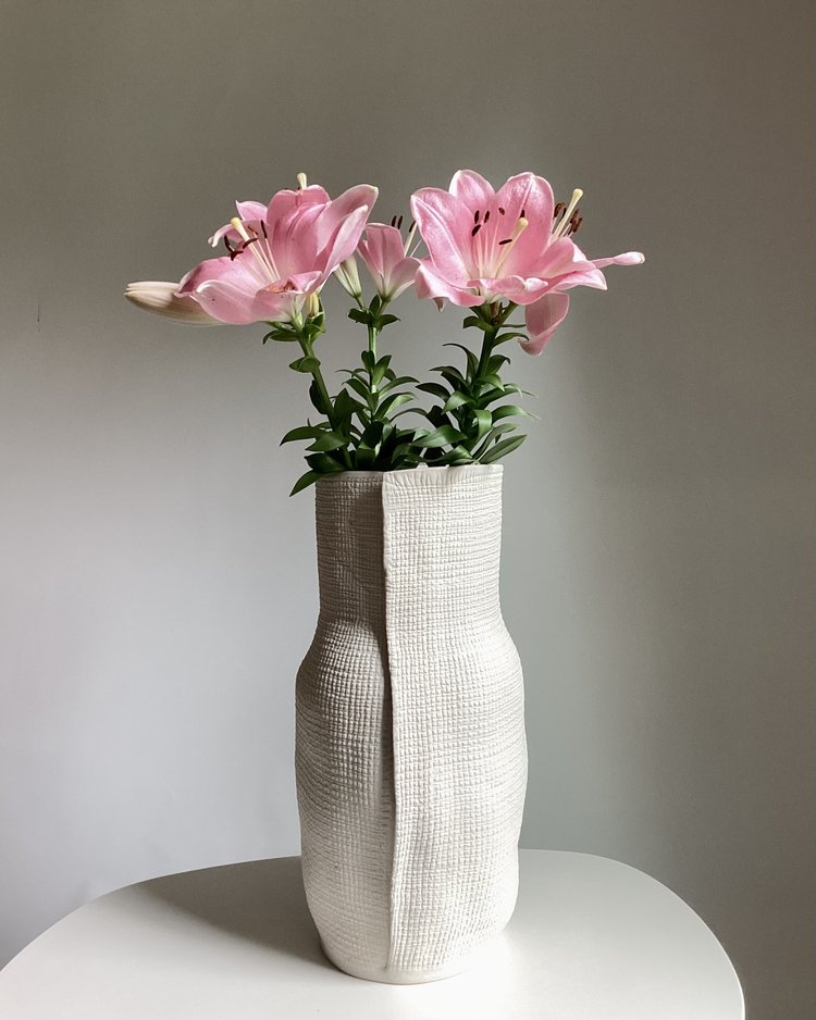 Burlap Fold Bottle Vase - White