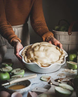 Laurel Pie Dish