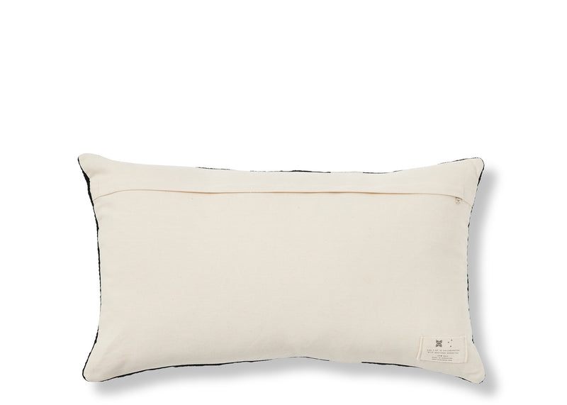 Huello Lumbar Pillow - Black